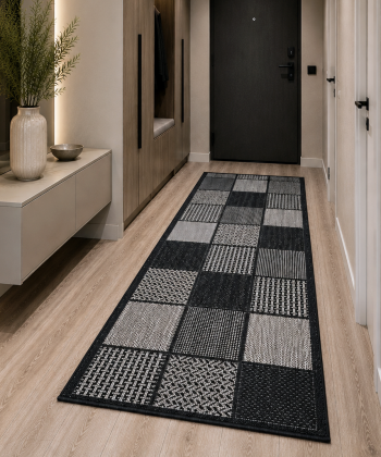 Traditional interior, black rug